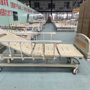 三搖護(hù)理床