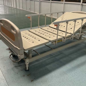 三搖護(hù)理床